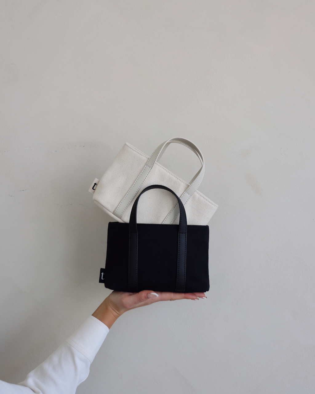 mini tote - black